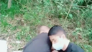 四眼眼镜哥，会所显神通