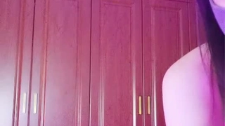 可爱的少女Alex在这个业余视频中被硬核操了