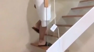 校花学妹露脸暑假在家激情大秀直播赚外快勾搭狼友，情趣装扮粉嫩娇乳，道具