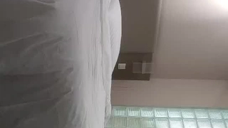 继兄妹在青少年中从事性活动盛行的原因是什么?